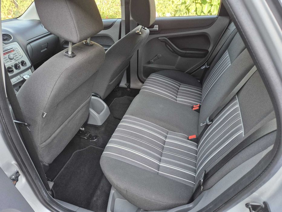 Ford Focus Facelift 1.6 Benzina 2009