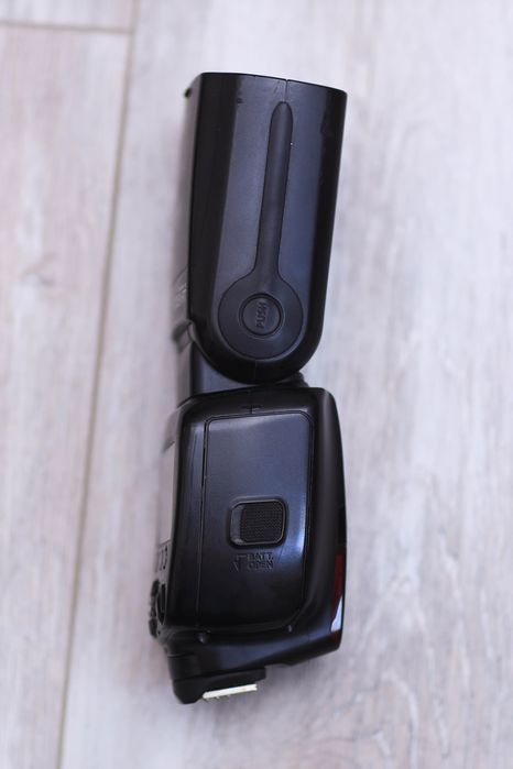 Canon speedlite 600EX-RT