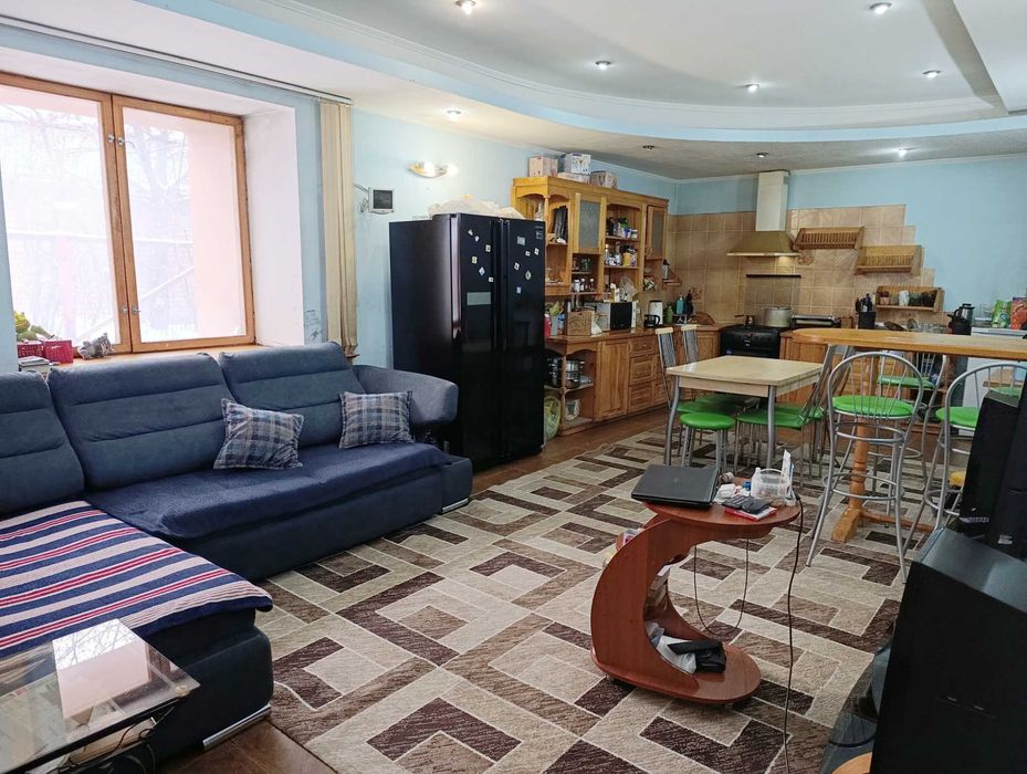 Продам дом в Соцгороде.