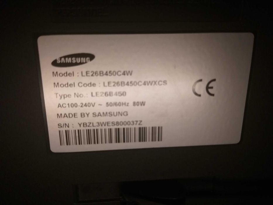 Телевизор Samsung : 26" (66 см)