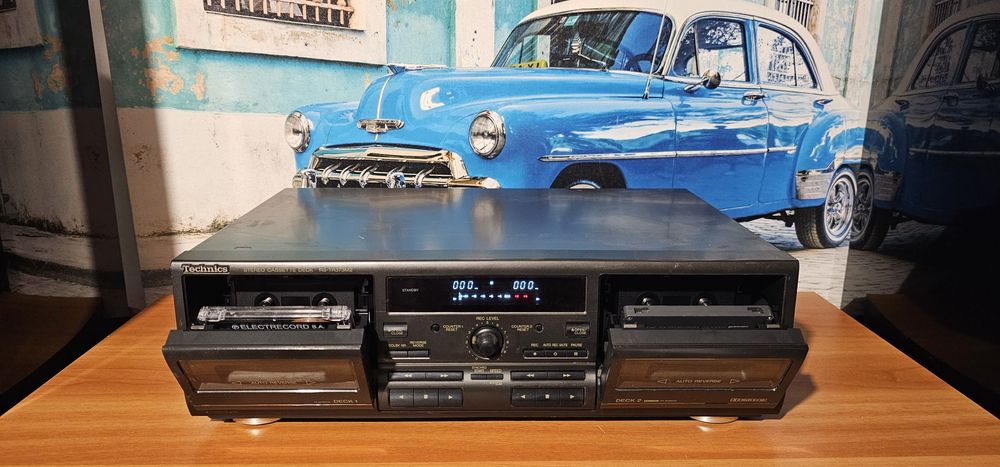 Muzica la casetofon dublu deck Technics RS TR 373 M2