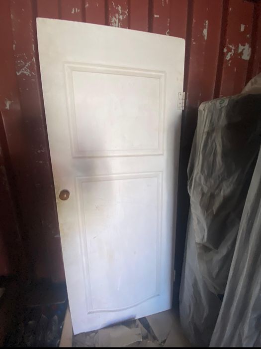 Дверь б/у деревянная