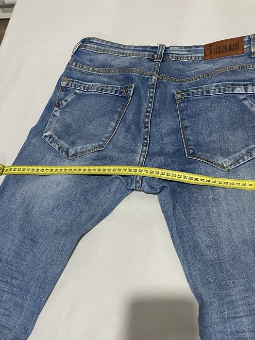 Продавам много готини дънки