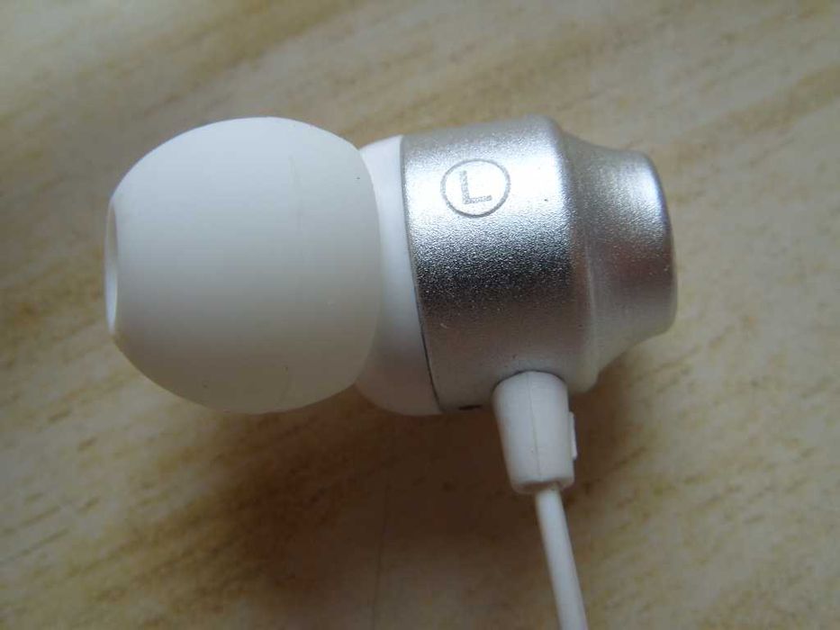 Безжични Bluetooth спортни слушалки Smorss