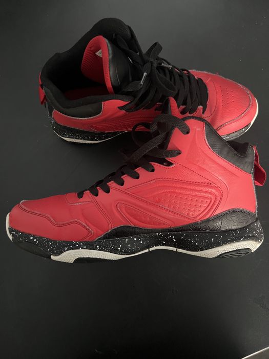 Adidasi baieti 41 SHAQE