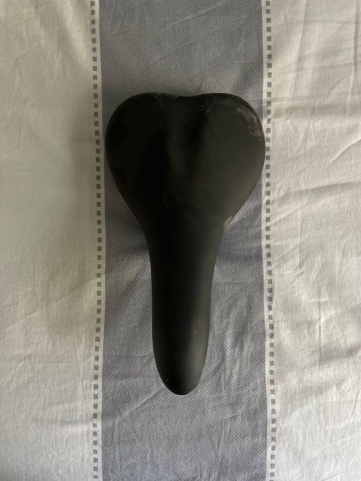 Сиденье от велосипеда