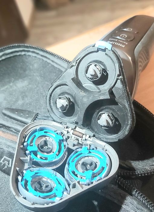 Aparat de ras Philips Seria 6000 (S6640) - Stare Excelentă + Accesorii