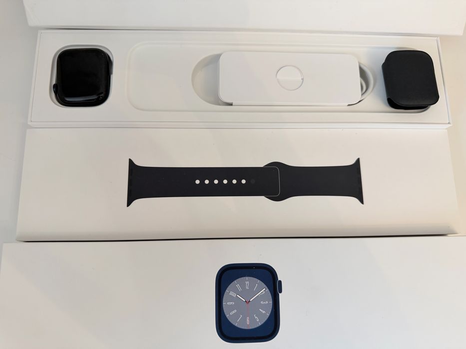 Apple Watch Series 8
