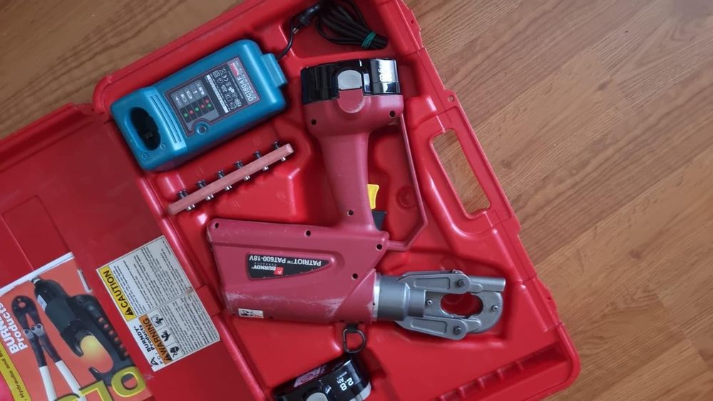 Burndy PAT600-18V presa hidraulica sertizat TEVIzare pret 500 lei FIX