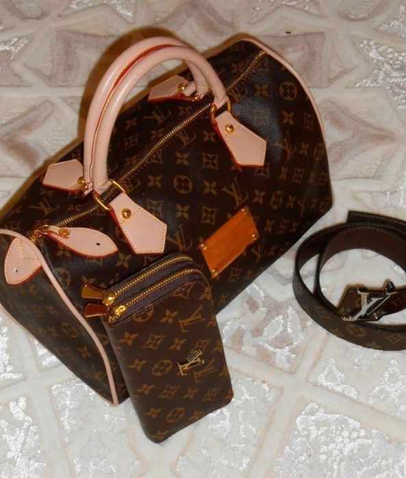 Set 3 articole LV(geanta+portofel +curea),logo metalic auriu,saculet