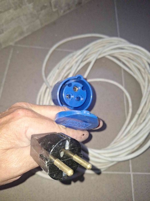 Захранващ кабел/преходник за каравана/кемпер контакт с дължина 17,5