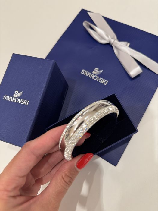 Swarovski гривна! НОВА! С кутия и документи!