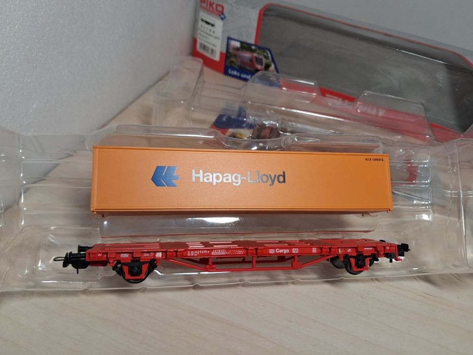 Piko  vagoane port container trenulet electric scara H0