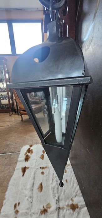 Различни стенни часовници