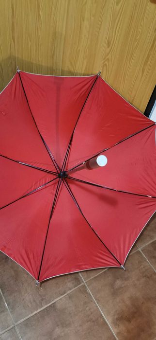 umbrela uv foto  argintie rosie