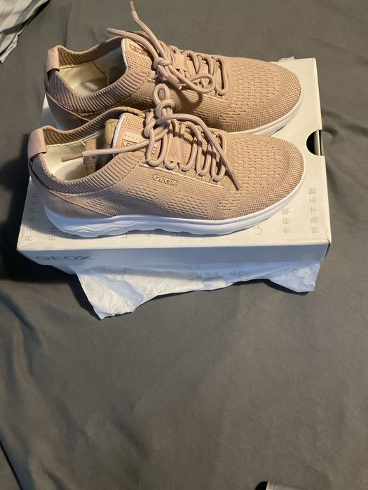 Дамски  обувки geox 37