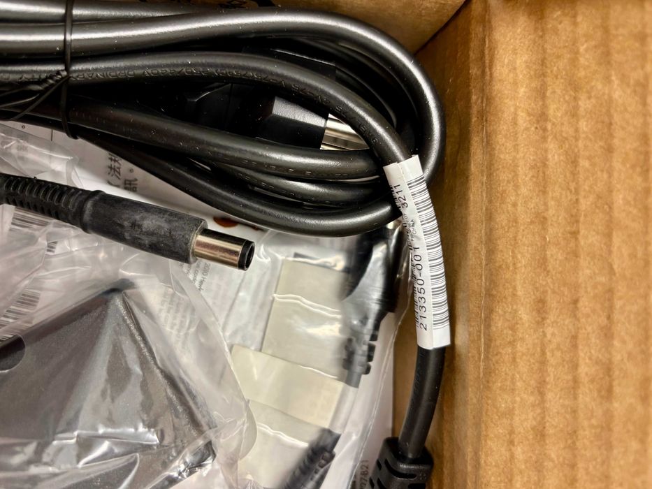 Адаптер за лаптоп / зарядно за лаптоп HP 18.5V 3.5A 65W ED494AA – НОВ