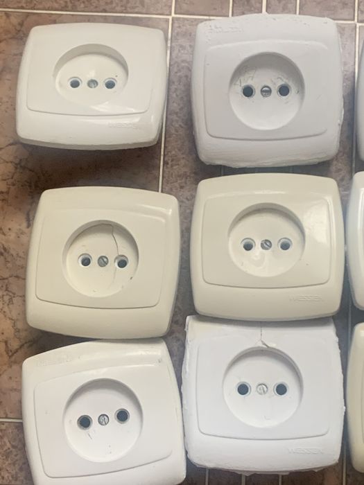 Розетки выключатели