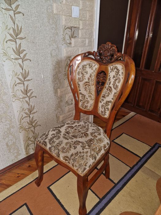 Мехмонхона стуллари 8 дона