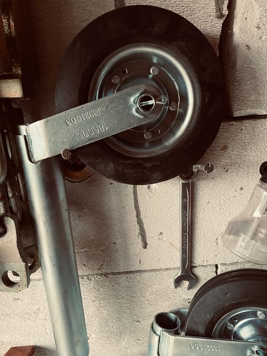 cupla remorca roata sprijin nuca cuplare