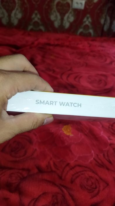 смарт часы в упаковке