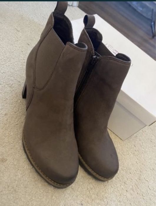 Livrare gratuita - Botine piele naturala noi marime 37