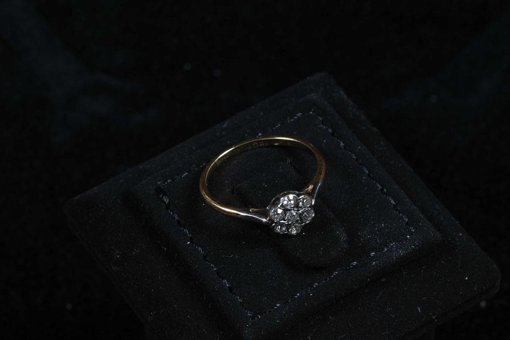 Пръстен Злато 750 и Платина, 7 Диаманта , 0.28 карата, Размер 53