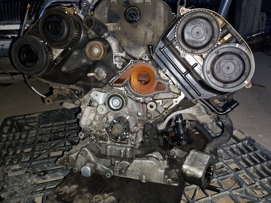 Двигатель от Audi A6 C5