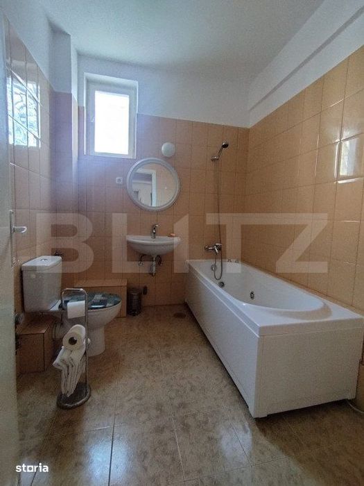 Apartament 2 camere, antreu spatios, 3 terase- una inchisa, garaj, zon