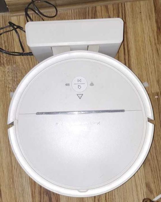 Робот-пылесос Tefal Xplorer Serie 40 (2700 Pa, AI-навигация)