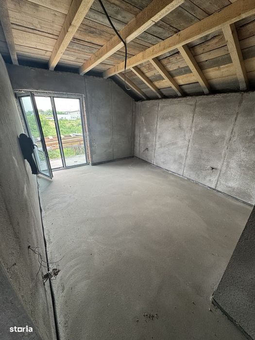 Casă modernă cu 4 camere în Clinceni