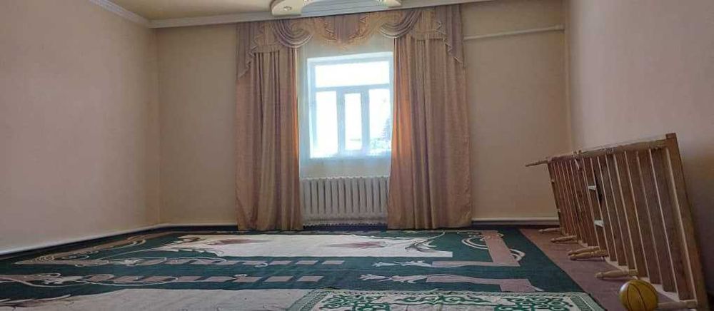 жер жай сатылады