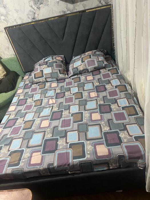 Продам двухспальную кравать