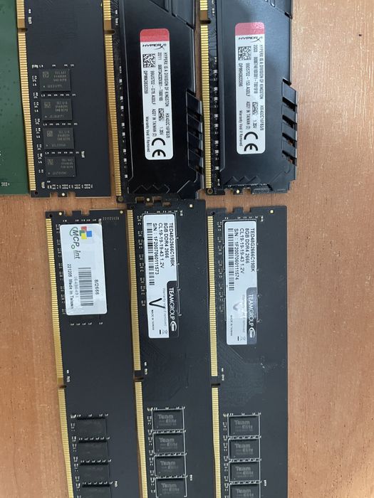 Продам ОЗУ DDR4 - 8Gb