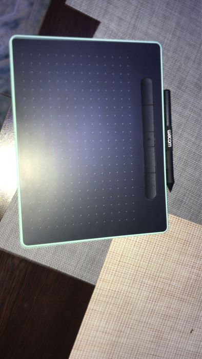 Tableta grafica WACOM Intuos M Bluetooth CTL-6100WLE-N, Pistachio
