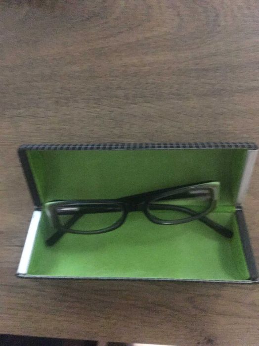 Диоптрични очила, дамски, НОВИ С РЕЦЕПТА, с оригинален калъф