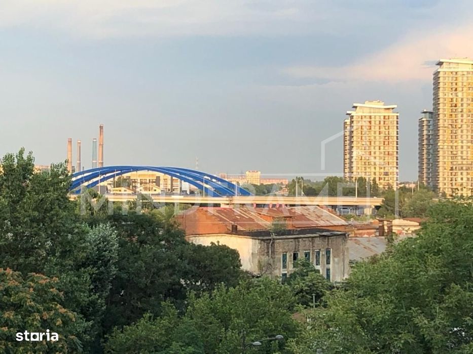 Tineretului Timpuri Noi Parcare Metrou Renovat