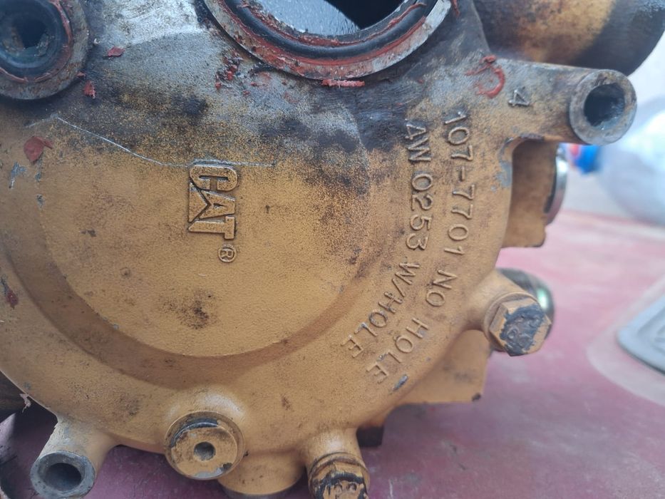 Pompa apa Caterpillar 107-7701 / 135-4925” originala