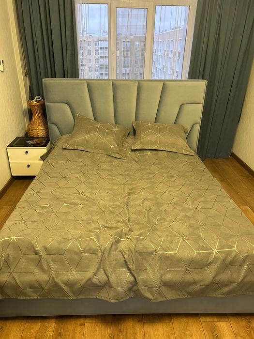 Срочно продам Кровать 180*200