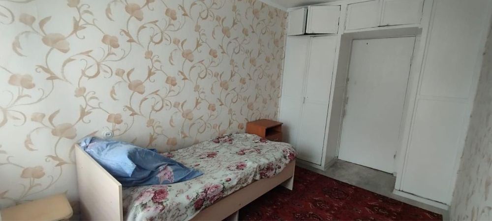 Сдам комнату девочке студентке на подселение,