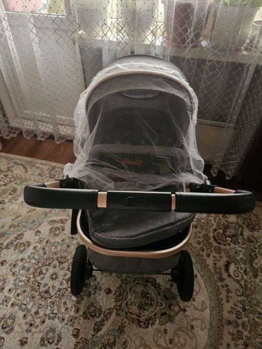 Продам детскую коляску