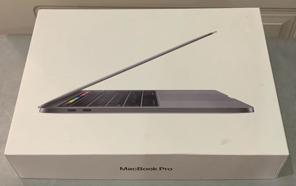 Срочно MacBook Pro 13 2019 Touch Bar, идеал
