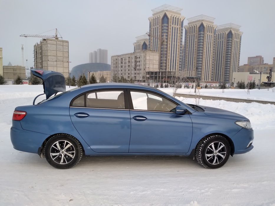 Көлік Лифан Машина