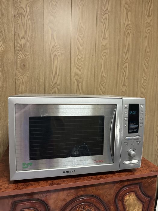 Mikrovolnovka+duxovka 2/1