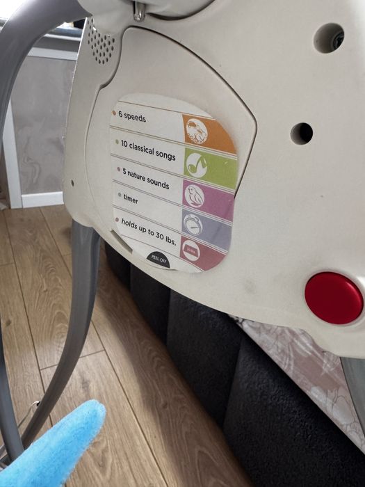 Шезлонг-качеля Graco