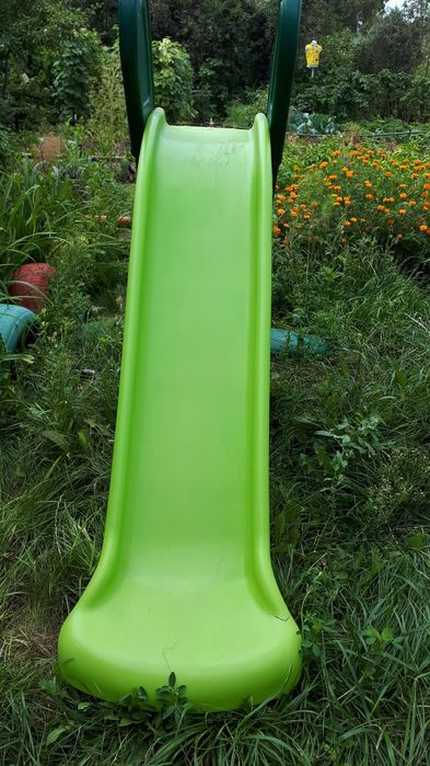 Горка детская пластиковая