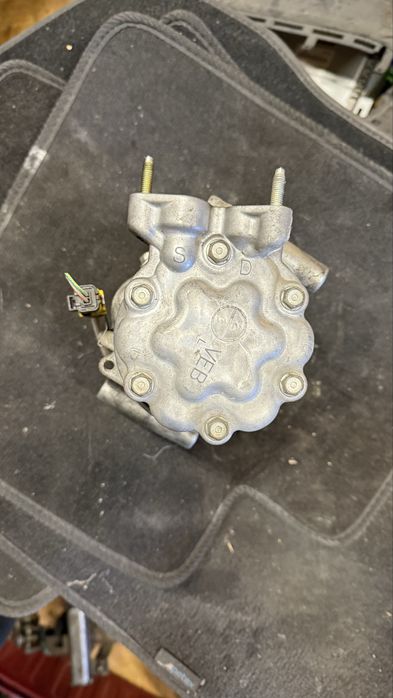 Компресор Климатик / Peugeot 206+ / 1.4 HDi / Пежо / Ситроен /