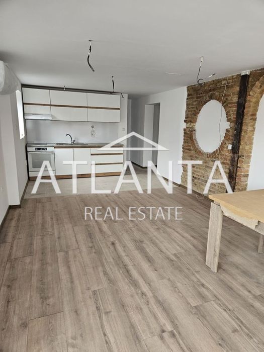 Продава се Мезонет в Варна, Център - 212 кв.м за 2595 €/кв.м - Снимка #2