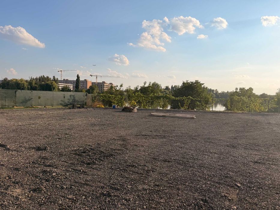 Teren 1.300 mp de închiriat DN1A București–Târgoviște 9A | Lângă Doi Cocoși | Hală 30 mp - Vedere 4