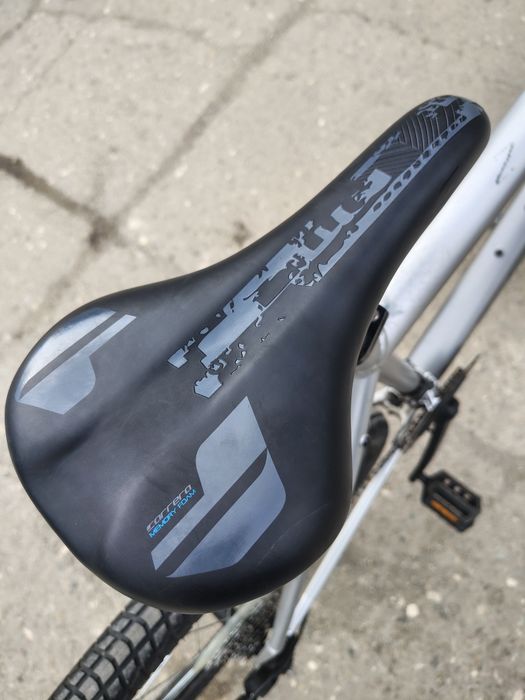Bicicleta Carrera Parva roti 27.5. Cadru Aluminiu